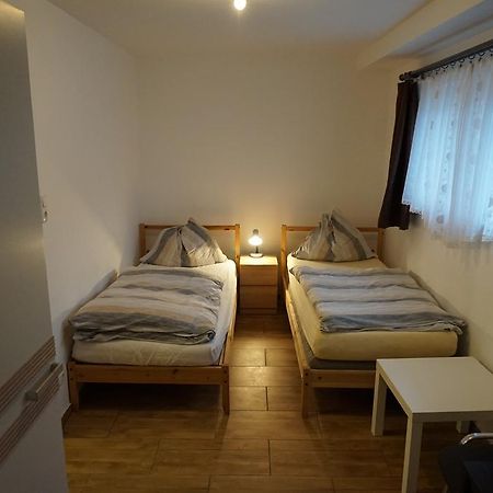 Apartment Zirkusstrasse レオーベン エクステリア 写真