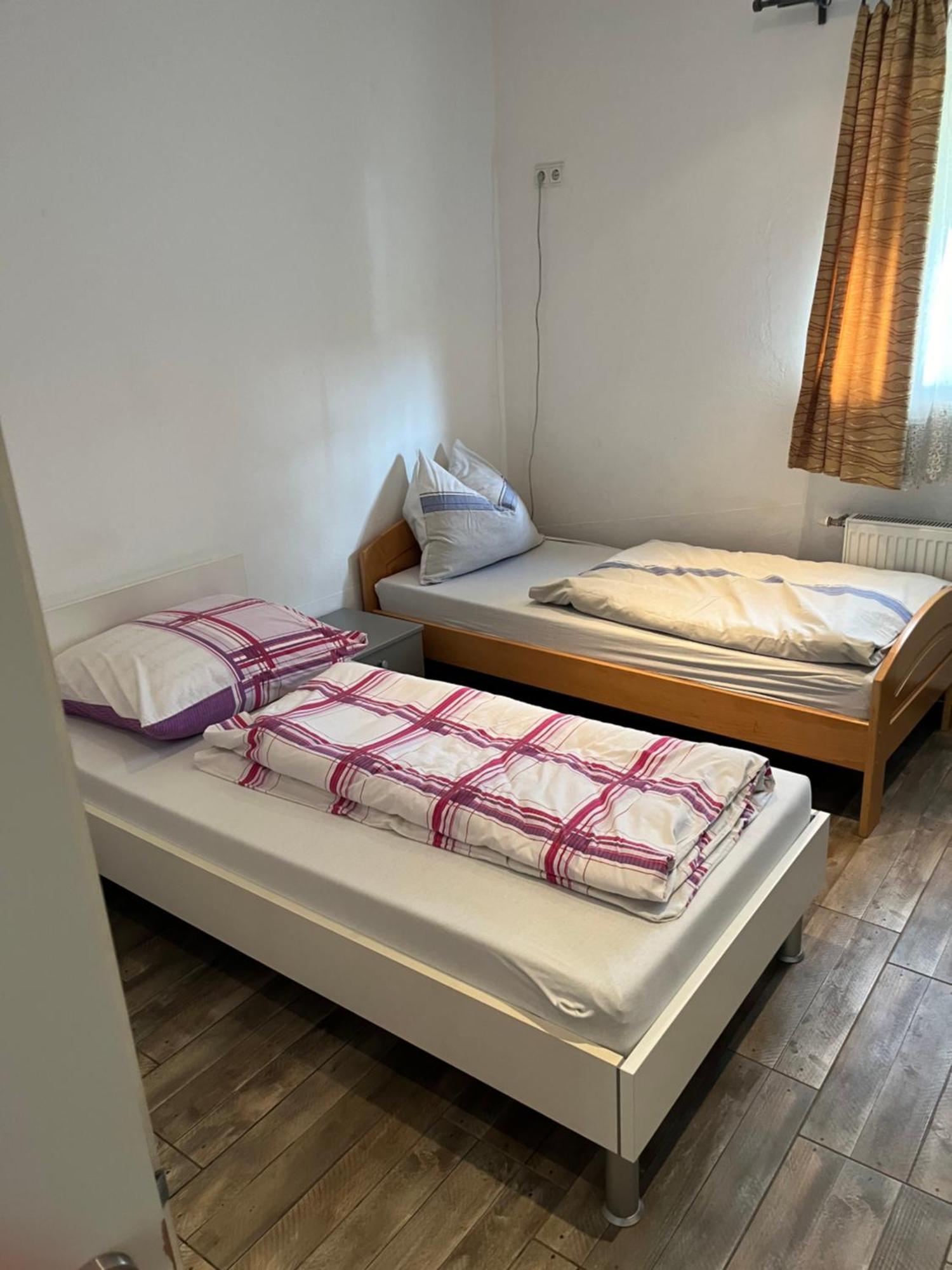 Apartment Zirkusstrasse レオーベン エクステリア 写真