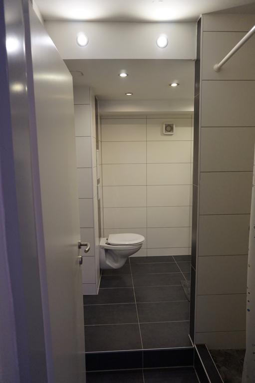 Apartment Zirkusstrasse レオーベン エクステリア 写真